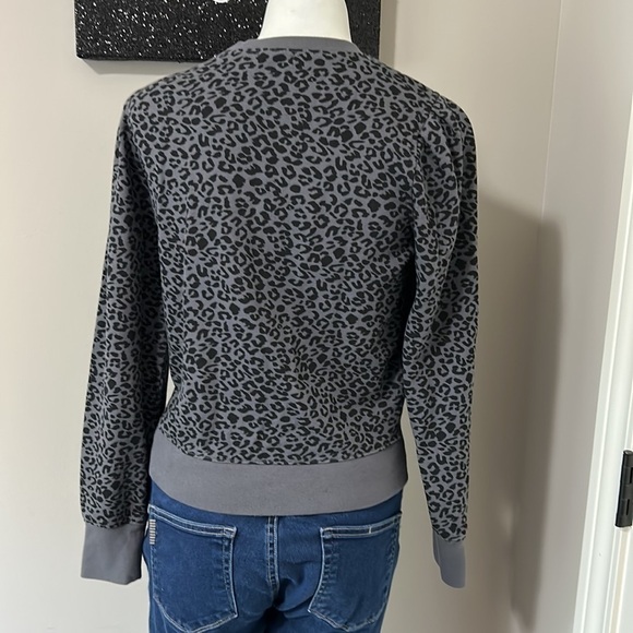 RAILS Marcie Charcoal Mini Cheetah Gray Black Sweatshirt Sz XS - Picture 7 of 10
